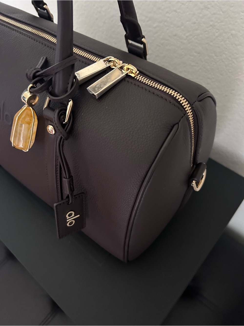 ALO Yoga Daily Voyage Bag - Picture 16 of 17
